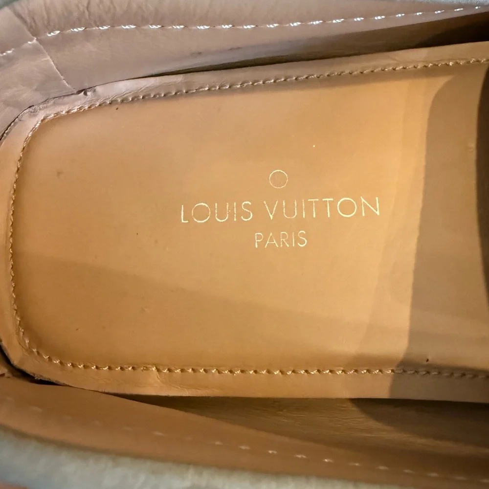 Louis Vuitton Tan Loafers with Red and Blue Detail size 8M